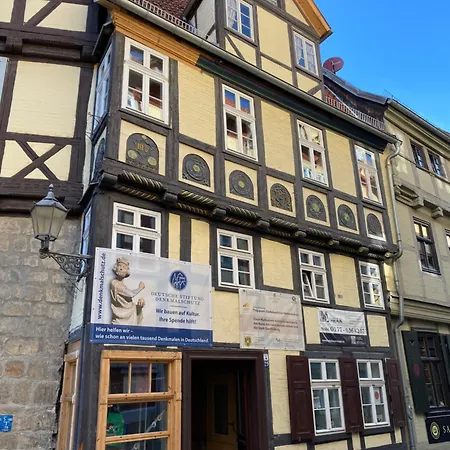 Helene Im Einzeldenkmal - Lange Gasse 29