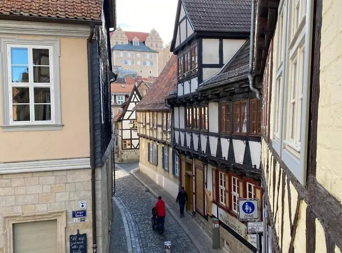 Helene Im Einzeldenkmal - Lange Gasse 29