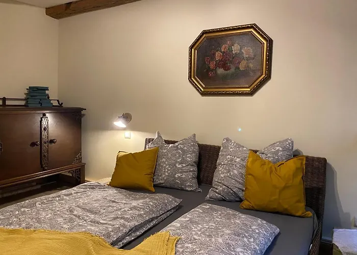 Helene Im Einzeldenkmal - Lange Gasse 29 *