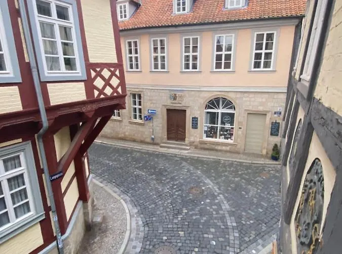 Helene Im Einzeldenkmal - Lange Gasse 29