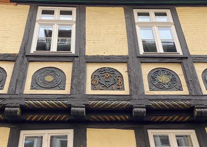 Helene Im Einzeldenkmal - Lange Gasse 29