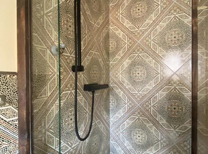 Helene Im Einzeldenkmal - Lange Gasse 29 *